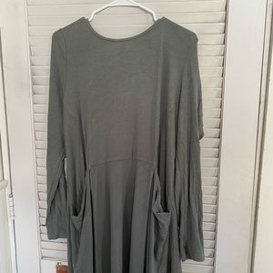 Dark green long sleeve dress